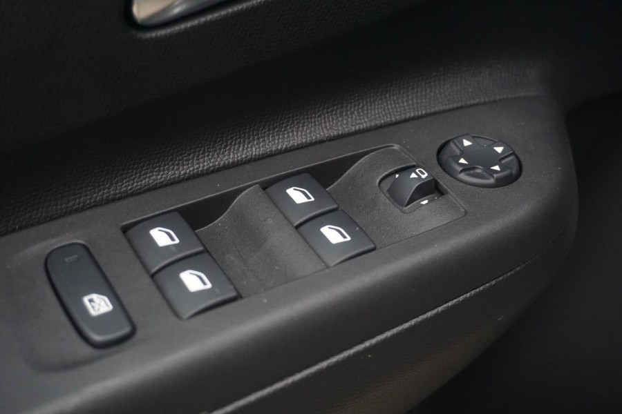 Opel CORSA-E GS Line 50 kWh 3 Fase | Apple Carplay/Android Auto | Winterpakket | Achteruitrijcamera |