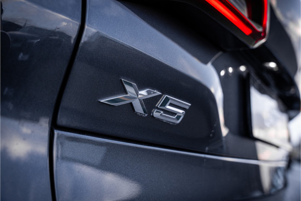 BMW X5 xDrive45e Executive - M Sport | Panorama | Swarovski | Elek. Trekhaak | Memory