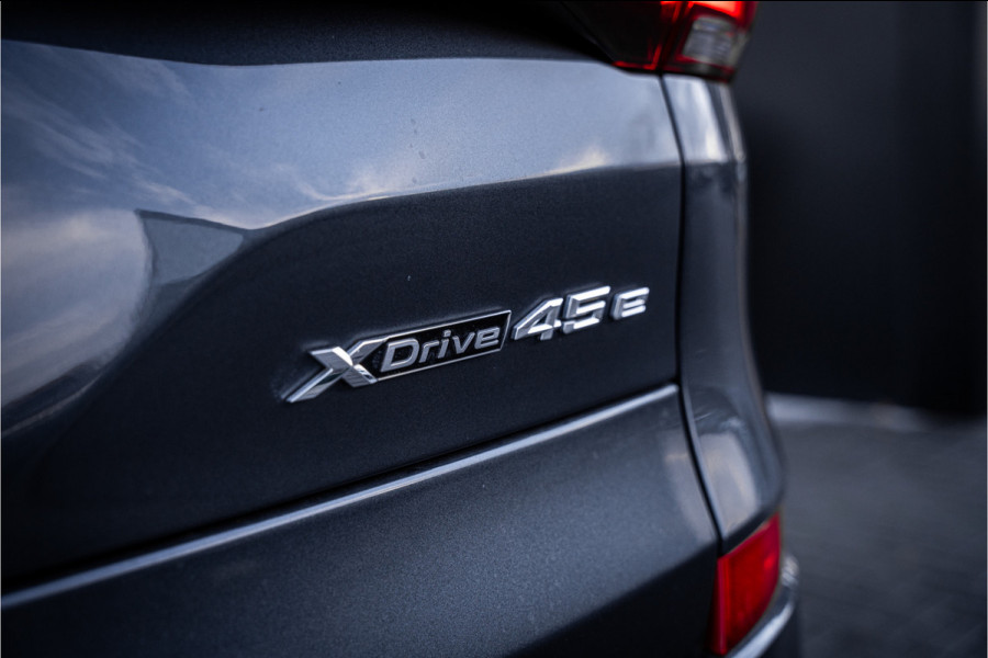 BMW X5 xDrive45e Executive - M Sport | Panorama | Swarovski | Elek. Trekhaak | Memory