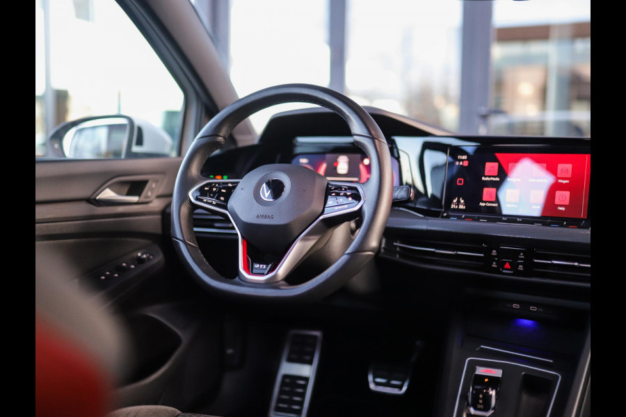 Volkswagen Golf 2.0 TSI GTI IQ-Light | Camera | Stuur/Stoelverw. | ACC