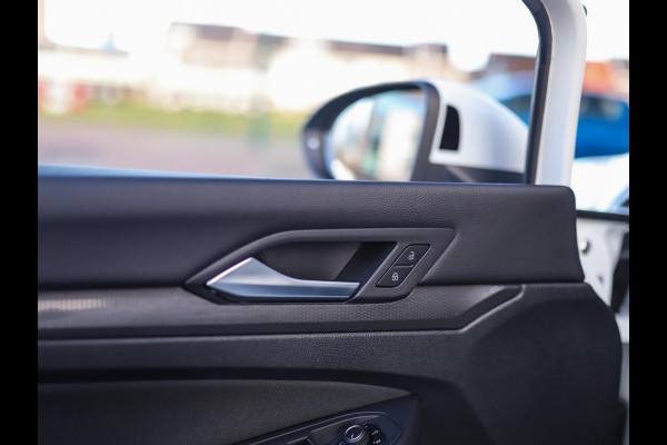 Volkswagen Golf 2.0 TSI GTI IQ-Light | Camera | Stuur/Stoelverw. | ACC