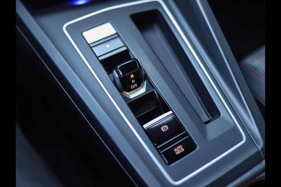 Volkswagen Golf 2.0 TSI GTI IQ-Light | Camera | Stuur/Stoelverw. | ACC