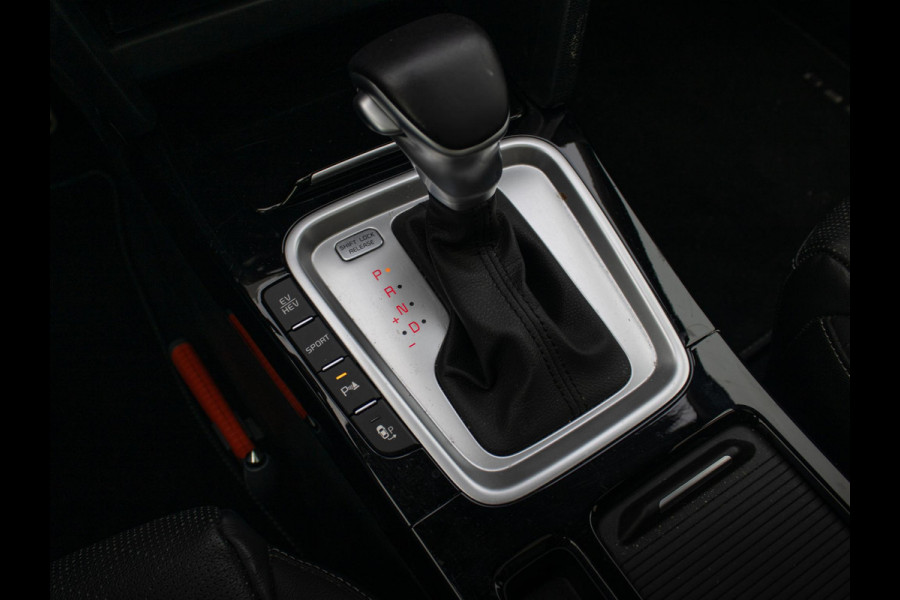 Kia Xceed 1.6 GDi PHEV ExecutiveLine | Schuif/Kanteldak | Stoel/stuur verwarming | LEDER | NL + Dealer onderhouden | Carplay | Cruise control | Climate control |