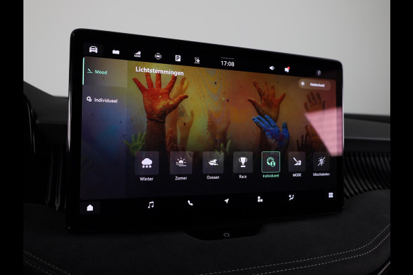 Škoda Superb Combi Sportline Business PHEV 1.5 TSI 204 pk 6 versn. DSG | Panoramadak, elektrisch bedienbaar | Trekhaak, wegklapbaar | Travel Assist Plus Sportline | Dynamic Chassis Control Pakket | CANTON Soundsystem | Lichtmetalen velgen 19 inch Torcular zwart gepolijst