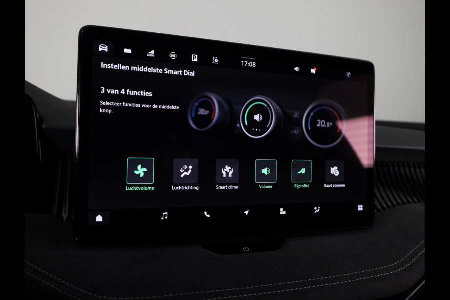 Škoda Superb Combi Sportline Business PHEV 1.5 TSI 204 pk 6 versn. DSG | Panoramadak, elektrisch bedienbaar | Trekhaak, wegklapbaar | Travel Assist Plus Sportline | Dynamic Chassis Control Pakket | CANTON Soundsystem | Lichtmetalen velgen 19 inch Torcular zwart gepolijst