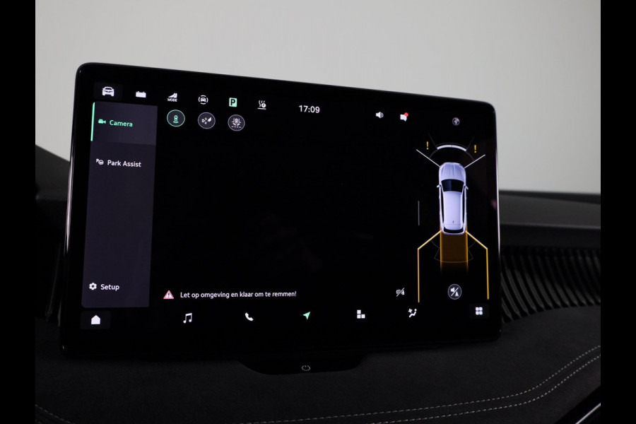 Škoda Superb Combi Sportline Business PHEV 1.5 TSI 204 pk 6 versn. DSG | Panoramadak, elektrisch bedienbaar | Trekhaak, wegklapbaar | Travel Assist Plus Sportline | Dynamic Chassis Control Pakket | CANTON Soundsystem | Lichtmetalen velgen 19 inch Torcular zwart gepolijst