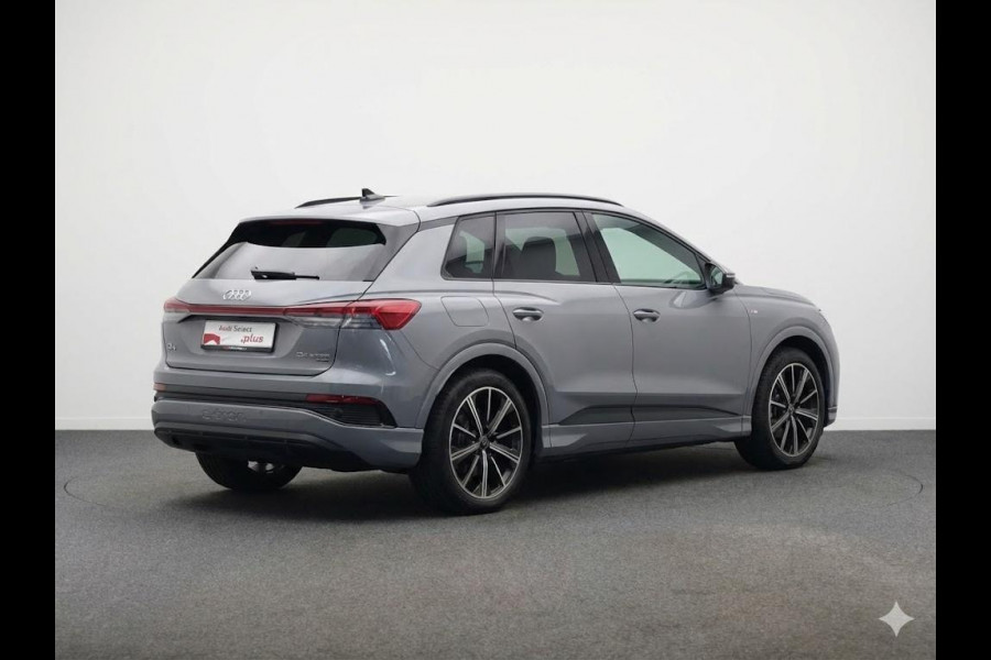 Audi Q4 e-tron 45 S Edition 82 kWh 286pk | 20 inch lichtmetalen velgen | Adaptieve cruise controle | Optiek pakket zwart |