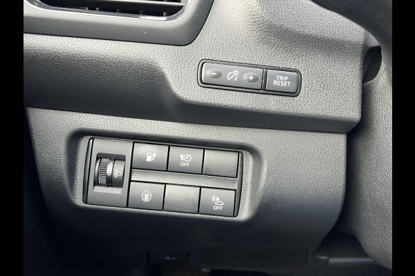 Nissan Leaf Acenta 40 kWh VAN: €15.900,- VOOR: €13.877,- UW EINDEJAARSVOORDEEL: €2.023| CAMERA| CARPLAY/ ANDROID AUTO|  RIJKLAARPRIJS INCL. 12 MND BOVAG GARANTIE|