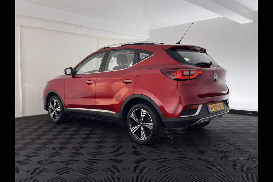 MG ZS EV Luxury 45 kWh [3-Fase] {SOH-100%} Aut. *PANO | LUXURY-LEATHER | CCS-FASTLOADER | KEYLESS | NAVI-FULLMAP | ADAPTIVE-CRUISE | CAMERA | HEATED-SPORTSEATS | CARPLAY | BLINDSPOT | DAB | LANE-ASSIST | PRIVACY-GLASS | 17''ALU*