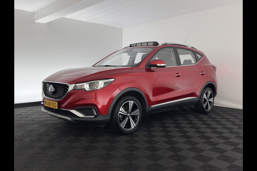 MG ZS EV Luxury 45 kWh [3-Fase] {SOH-100%} Aut. *PANO | LUXURY-LEATHER | CCS-FASTLOADER | KEYLESS | NAVI-FULLMAP | ADAPTIVE-CRUISE | CAMERA | HEATED-SPORTSEATS | CARPLAY | BLINDSPOT | DAB | LANE-ASSIST | PRIVACY-GLASS | 17''ALU*