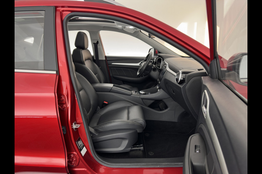 MG ZS EV Luxury 45 kWh [3-Fase] {SOH-100%} Aut. *PANO | LUXURY-LEATHER | CCS-FASTLOADER | KEYLESS | NAVI-FULLMAP | ADAPTIVE-CRUISE | CAMERA | HEATED-SPORTSEATS | CARPLAY | BLINDSPOT | DAB | LANE-ASSIST | PRIVACY-GLASS | 17''ALU*