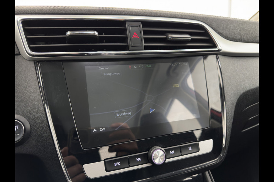 MG ZS EV Luxury 45 kWh [3-Fase] {SOH-100%} Aut. *PANO | LUXURY-LEATHER | CCS-FASTLOADER | KEYLESS | NAVI-FULLMAP | ADAPTIVE-CRUISE | CAMERA | HEATED-SPORTSEATS | CARPLAY | BLINDSPOT | DAB | LANE-ASSIST | PRIVACY-GLASS | 17''ALU*