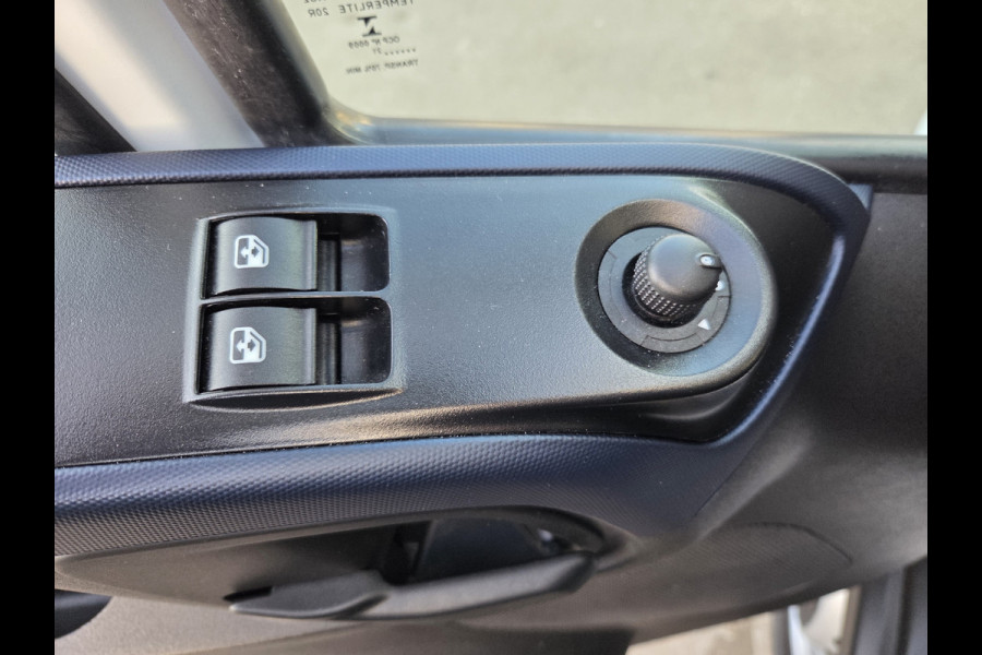 Iveco Daily 35S14 L2/H2 Koelwagen Vrieswagen -19 Carrier Xarios 350 Dag & Nacht 230V Stekker