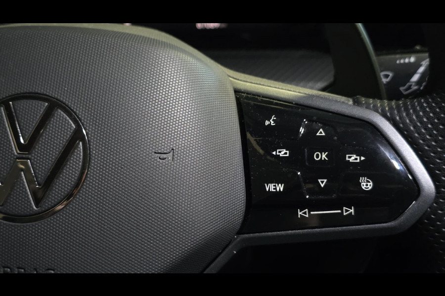 Volkswagen Golf 2.0 TSI R 4Motion | Akrapovic | Pano | Leder | IQ Light | Hud | H&K