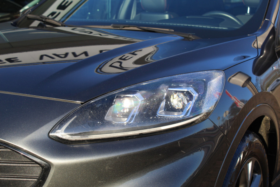 Ford Kuga 1.5 EcoBoost ST-Line X , 150pk , 1800kg Trekgewicht Climate control , Navigatie , Trekhaak , Cruise control , Bleutooth