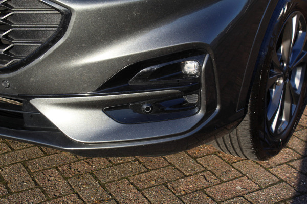 Ford Kuga 1.5 EcoBoost ST-Line X , 150pk , 1800kg Trekgewicht Climate control , Navigatie , Trekhaak , Cruise control , Bleutooth