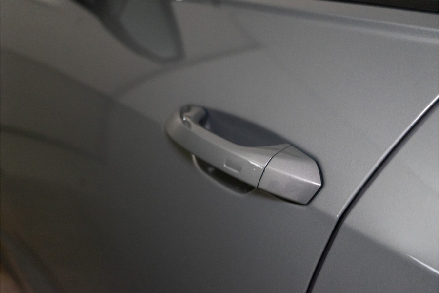 Audi A6 Avant C8 Facelift 55 TFSI e Quattro Pro Line S Comp. 367PK | 1E EIG NL AUTO+NAP | Pano | B&O | Matrix | Trekhaak | VOL! 12 MND G