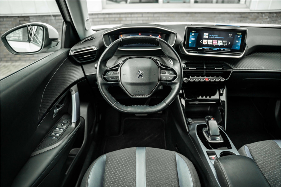 Peugeot e-2008 EV Allure 50 kWh