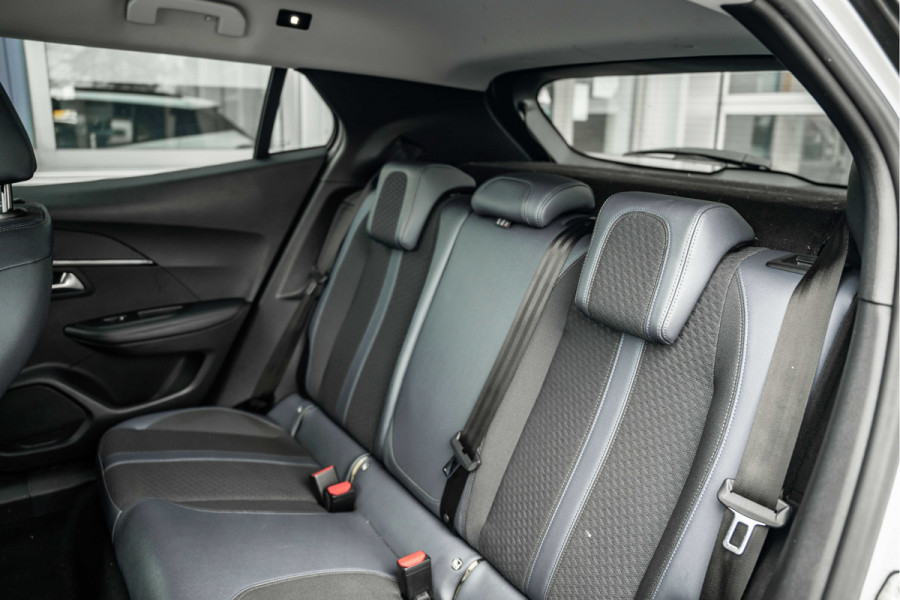 Peugeot e-2008 EV Allure 50 kWh