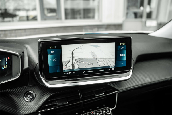 Peugeot e-2008 EV Allure 50 kWh