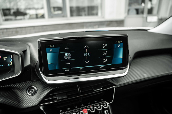 Peugeot e-2008 EV Allure 50 kWh