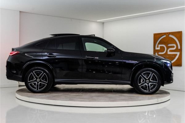 Mercedes-Benz GLC Coupé 400e 4MATIC AMG 381PK | Pano | Burmester | Sfeer | Carbon | Trekhaak | BOMVOL!