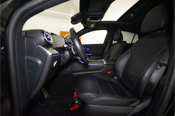 Mercedes-Benz GLC Coupé 400e 4MATIC AMG 381PK | Pano | Burmester | Sfeer | Carbon | Trekhaak | BOMVOL!