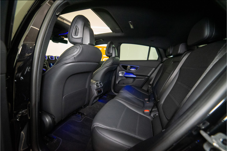 Mercedes-Benz GLC Coupé 400e 4MATIC AMG 381PK | Pano | Burmester | Sfeer | Carbon | Trekhaak | BOMVOL!