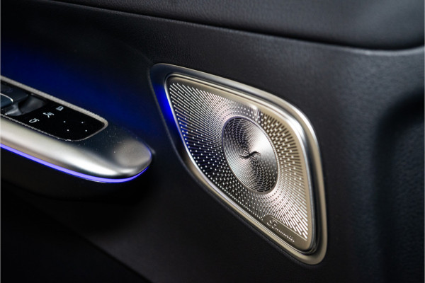 Mercedes-Benz GLC Coupé 400e 4MATIC AMG 381PK | Pano | Burmester | Sfeer | Carbon | Trekhaak | BOMVOL!