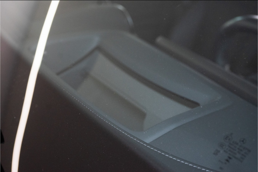 Mercedes-Benz GLC Coupé 400e 4MATIC AMG 381PK | Pano | Burmester | Sfeer | Carbon | Trekhaak | BOMVOL!