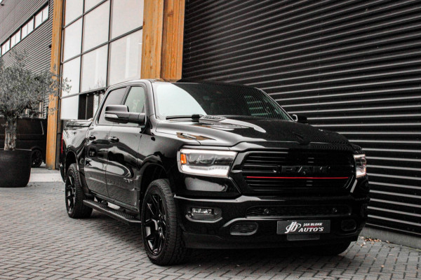 Dodge Ram 5.7 V8 HEMI 1500 BLACK EDITION / 100DKM / DIRECT RIJDEN / APPLE CARPLAY / 22 INCH / FULL BLACK / RED-LINE / SPORT / PANO