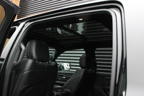 Dodge Ram 5.7 V8 HEMI 1500 BLACK EDITION / 100DKM / DIRECT RIJDEN / APPLE CARPLAY / 22 INCH / FULL BLACK / RED-LINE / SPORT / PANO