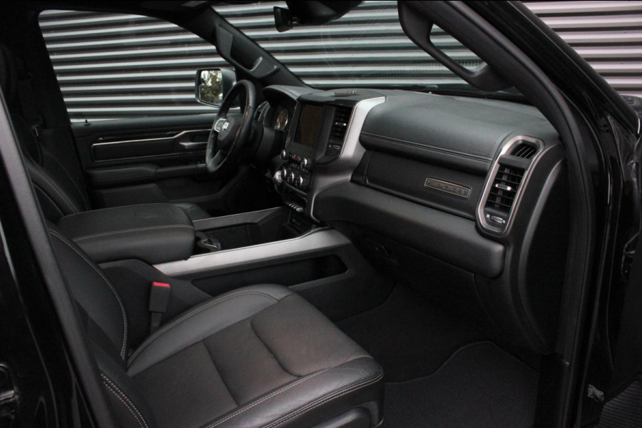 Dodge Ram 5.7 V8 HEMI 1500 BLACK EDITION / 100DKM / DIRECT RIJDEN / APPLE CARPLAY / 22 INCH / FULL BLACK / RED-LINE / SPORT / PANO
