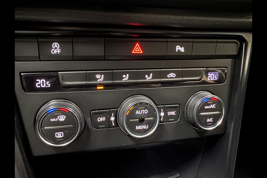 Volkswagen T-Roc 1.5 TSI Style | Automaat | Navi | Carplay