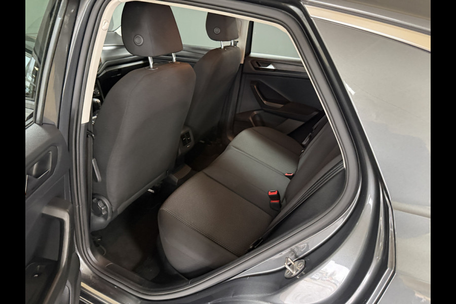 Volkswagen T-Roc 1.5 TSI Style | Automaat | Navi | Carplay