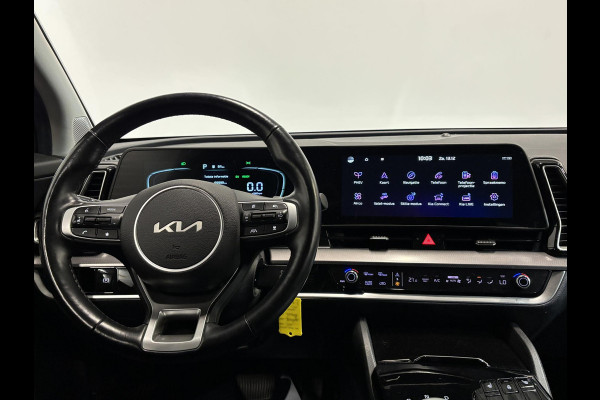 Kia Sportage 1.6 T-GDi Plug-in Hybrid AWD DynamicPlusLine Navigatie Apple Carplay/Android Auto Camera Parkeersensoren Adaptive Cruise Control Virtual Cockpit Stoelverwarming voor en achter Climate Control Lichtmetalen velgen Getinte ramen