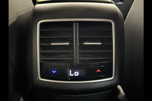 Kia Sportage 1.6 T-GDi Plug-in Hybrid AWD DynamicPlusLine Navigatie Apple Carplay/Android Auto Camera Parkeersensoren Adaptive Cruise Control Virtual Cockpit Stoelverwarming voor en achter Climate Control Lichtmetalen velgen Getinte ramen