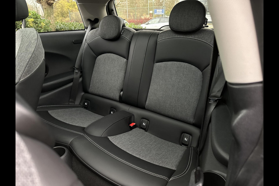 MINI Mini Electric MINI Yours 33 kWh Panoramadak Keyless LED Stoelverw.