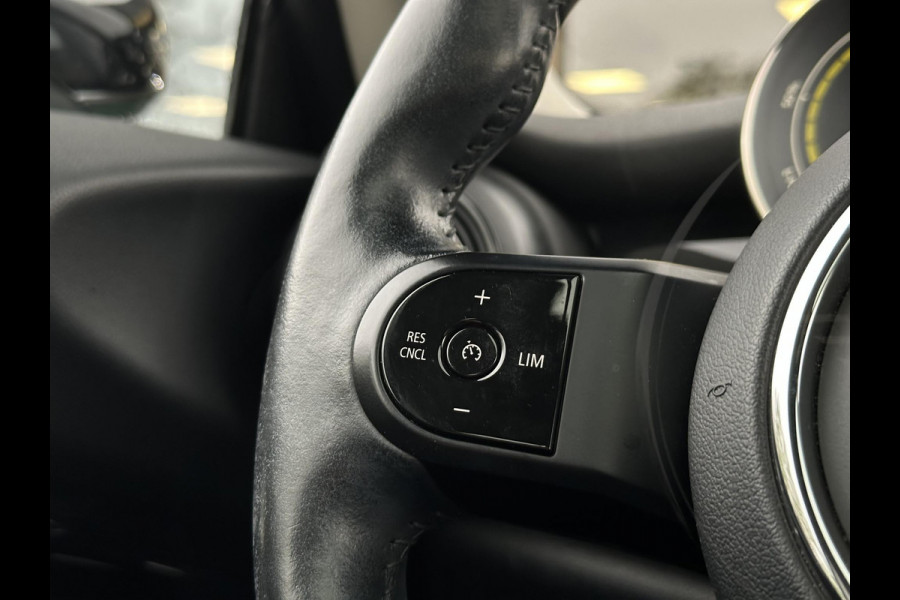 MINI Mini Electric MINI Yours 33 kWh Panoramadak Keyless LED Stoelverw.