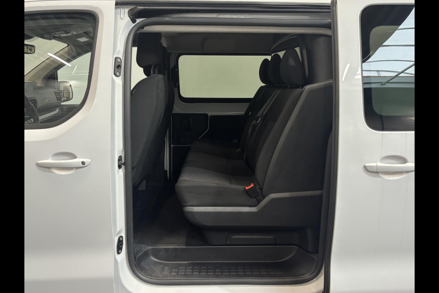 Opel Vivaro 2.0 Diesel 180 S&S L3 Automaat Dubbele Cabine 2 schuifdeuren Android Auto/Apple CarPlay Navigatie Keyless Entry&Start Climate Control Camera Cruise Control Houten afwerking laadruimte Trekhaak lichtmetalen velgen
