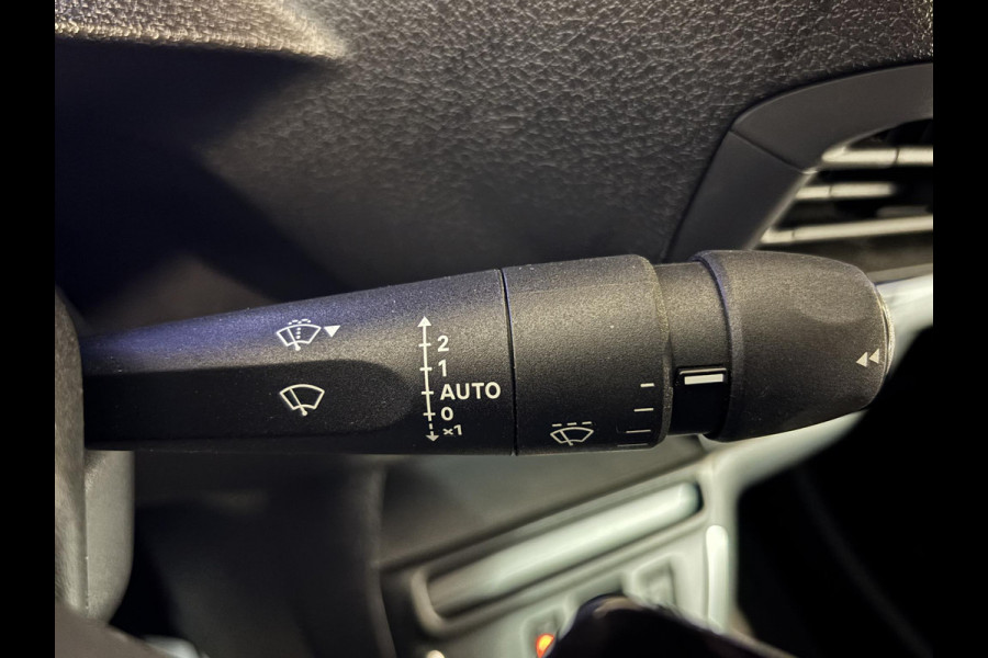 Opel Vivaro 2.0 Diesel 180 S&S L3 Automaat Dubbele Cabine 2 schuifdeuren Android Auto/Apple CarPlay Navigatie Keyless Entry&Start Climate Control Camera Cruise Control Houten afwerking laadruimte Trekhaak lichtmetalen velgen