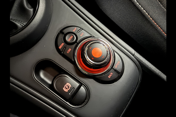 MINI Countryman 1.5 One | Navi | Volledig onderhouden