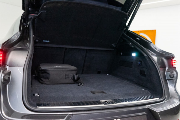 Porsche Cayenne Coupé 3.0 E-Hybrid 462PK | InnoDrive | Bose | Trekhaak | Sportchrono | VOL! Fabrieksgarantie