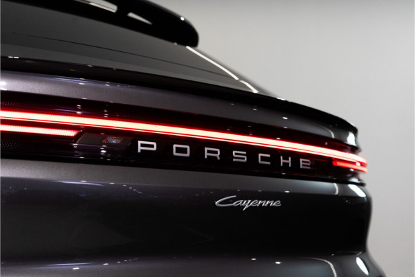 Porsche Cayenne Coupé 3.0 E-Hybrid 462PK | InnoDrive | Bose | Trekhaak | Sportchrono | VOL! Fabrieksgarantie