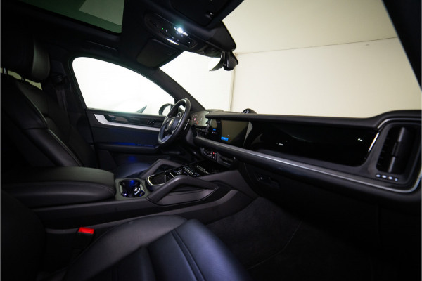Porsche Cayenne Coupé 3.0 E-Hybrid 462PK | InnoDrive | Bose | Trekhaak | Sportchrono | VOL! Fabrieksgarantie