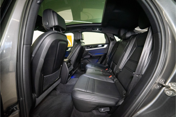 Porsche Cayenne Coupé 3.0 E-Hybrid 462PK | InnoDrive | Bose | Trekhaak | Sportchrono | VOL! Fabrieksgarantie