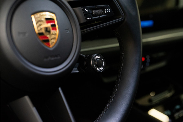 Porsche Cayenne Coupé 3.0 E-Hybrid 462PK | InnoDrive | Bose | Trekhaak | Sportchrono | VOL! Fabrieksgarantie