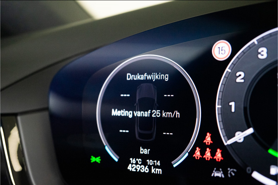 Porsche Cayenne Coupé 3.0 E-Hybrid 462PK | InnoDrive | Bose | Trekhaak | Sportchrono | VOL! Fabrieksgarantie