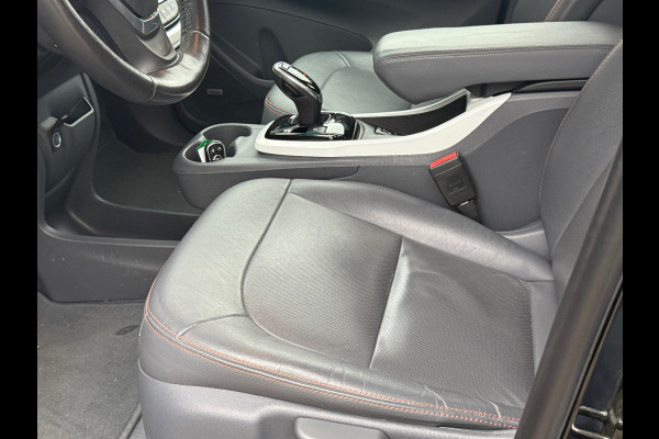Opel Ampera-E Executive 60 kWh 100% SOH Luxe uitvoering