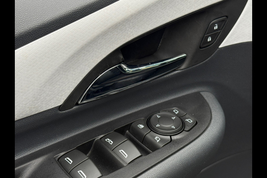 Opel Ampera-E Executive 60 kWh 100% SOH Luxe uitvoering